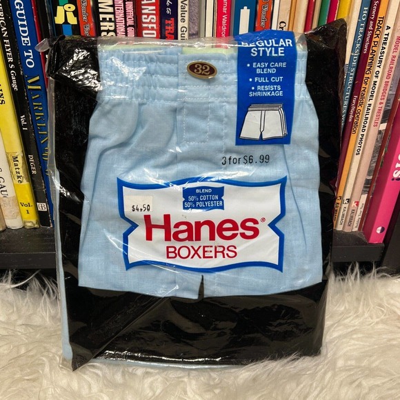 VINTAGE HANES BOXERS MENS REGULAR STYLE SIZE 32 1977 (UNDERWEAR 3 PAIRS)